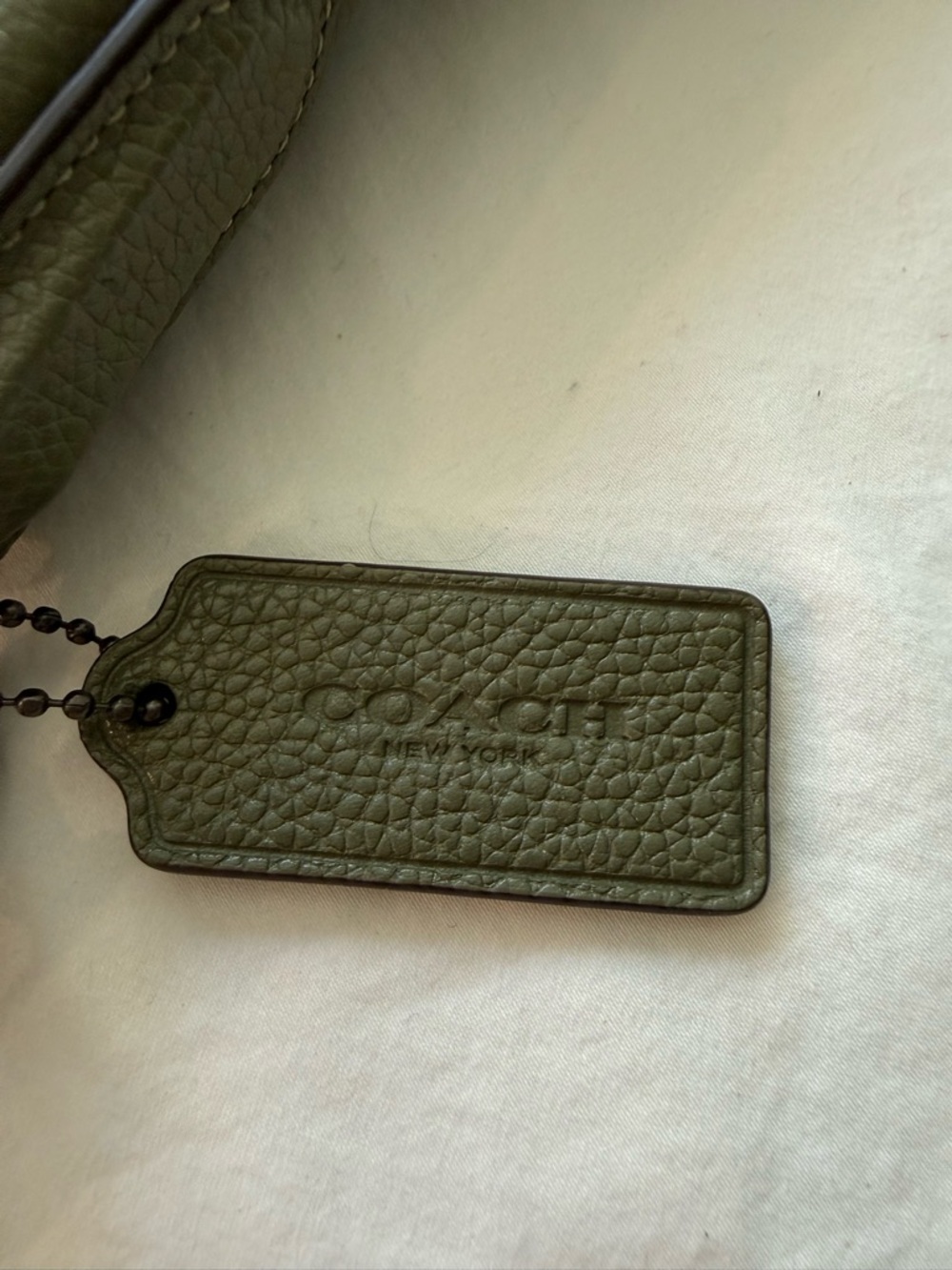 Coach Pebbled Leather Crossbody Bag in Olive Green with matching wallet - Picture 2 of 7